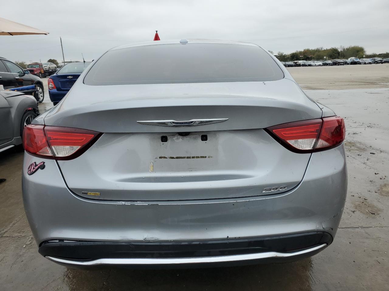 2015 Chrysler 200 Limited vin: 1C3CCCABXFN594375