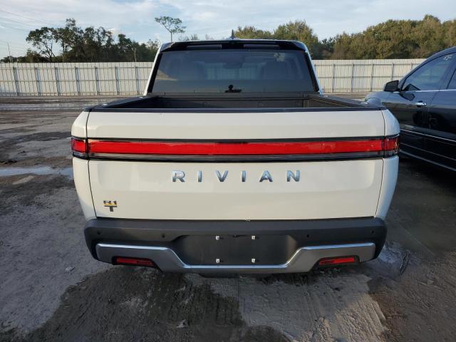 7FCTGAAA4NN013635 | 2022 Rivian r1t adventure