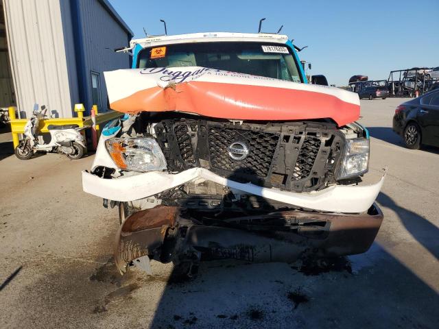 2015 NISSAN NV 1500 - 1N6BF0KM8FN804319