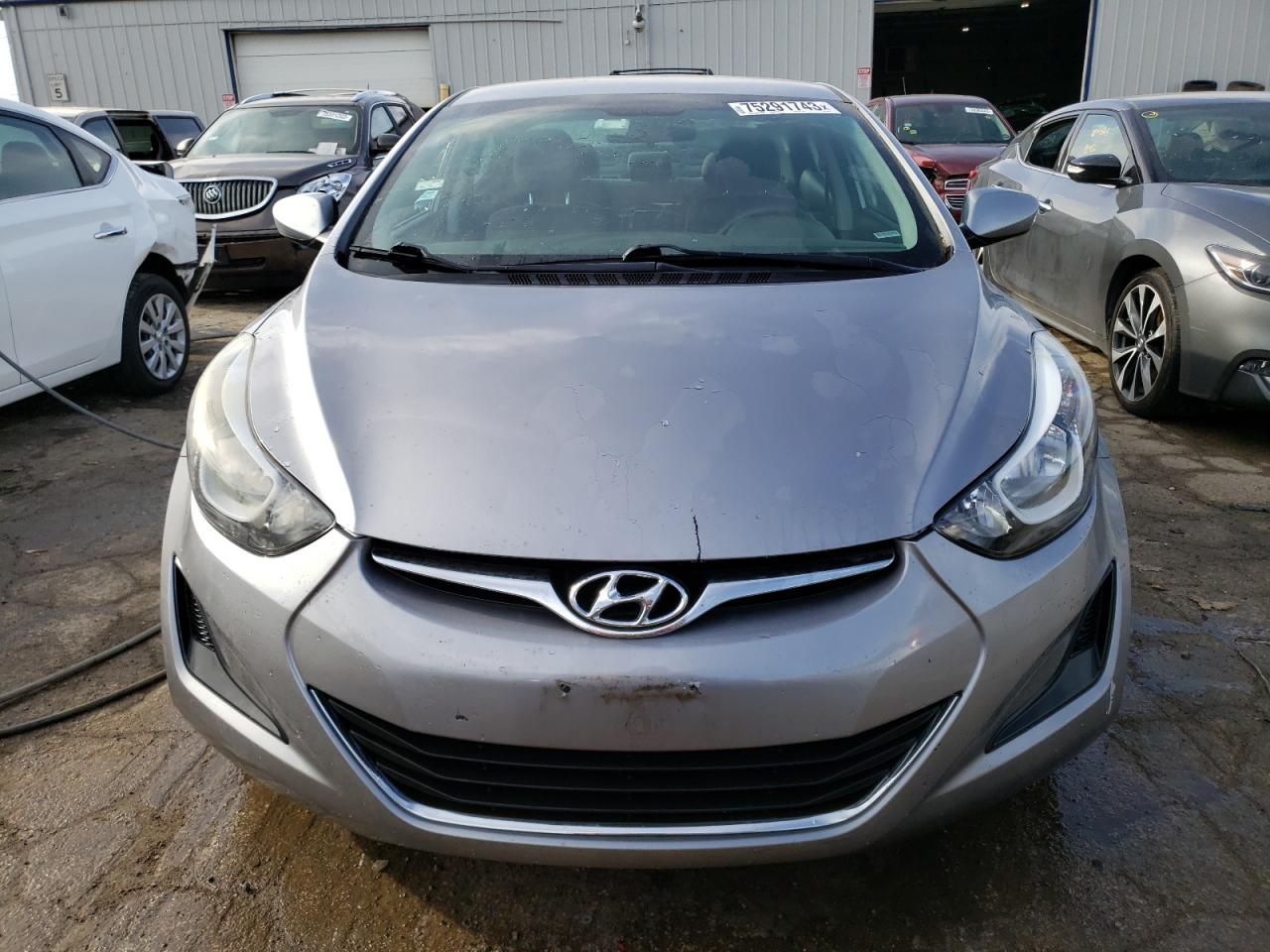 2015 Hyundai Elantra Se vin: 5NPDH4AE8FH567418