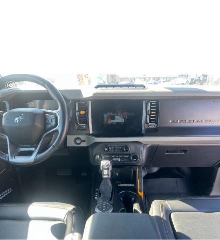 1FMDE5CP3NLA76242 Ford Bronco Base