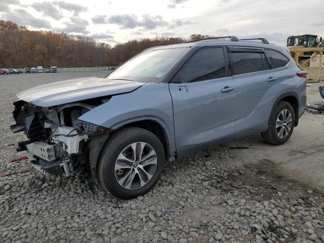 VIN 5TDHZRBH8NS192059 2022 Toyota Highlander, Xle no.1