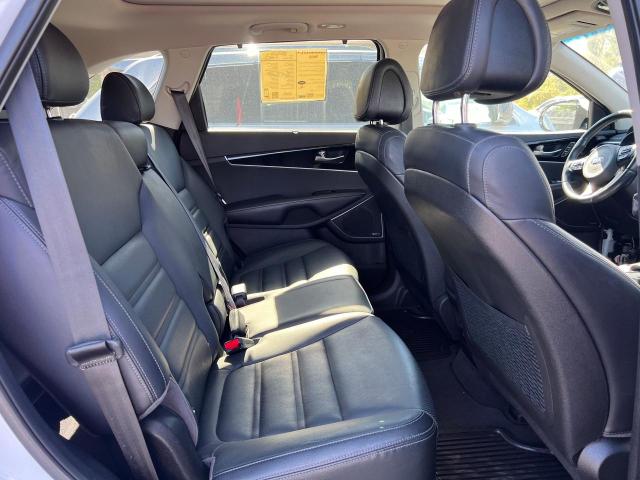 5XYPKDA56GG097977 KIA SORENTO SX