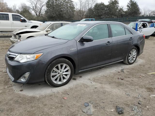 2014 Toyota Camry Hybrid 