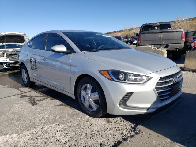  HYUNDAI ELANTRA 2018 Сріблястий
