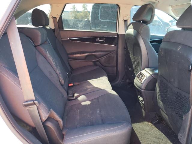 5XYPG4A55GG103611 KIA SORENTO LX
