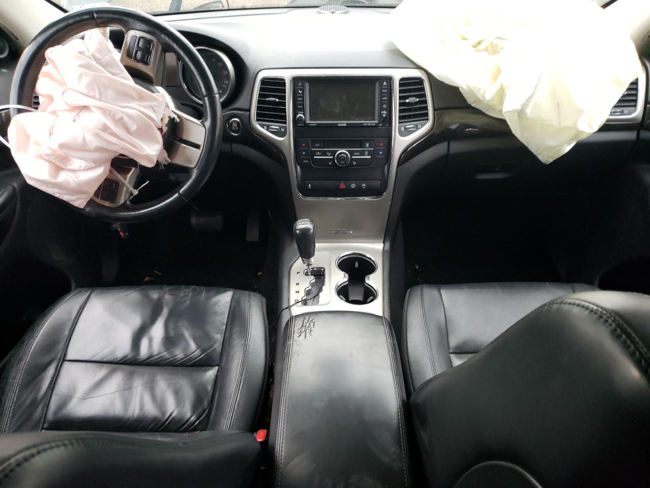 1C4RJFAG8DC582324 2013 Jeep Grand Cherokee Laredo