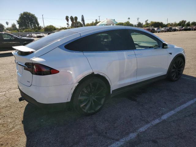 5YJXCBE22JF102477 Tesla MODEL X