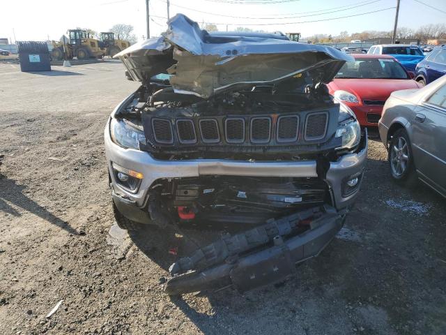 3C4NJDDB0KT618852 | 2019 JEEP COMPASS TR