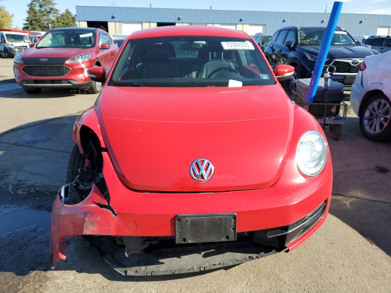 Lot #2869724036 2012 VOLKSWAGEN BEETLE