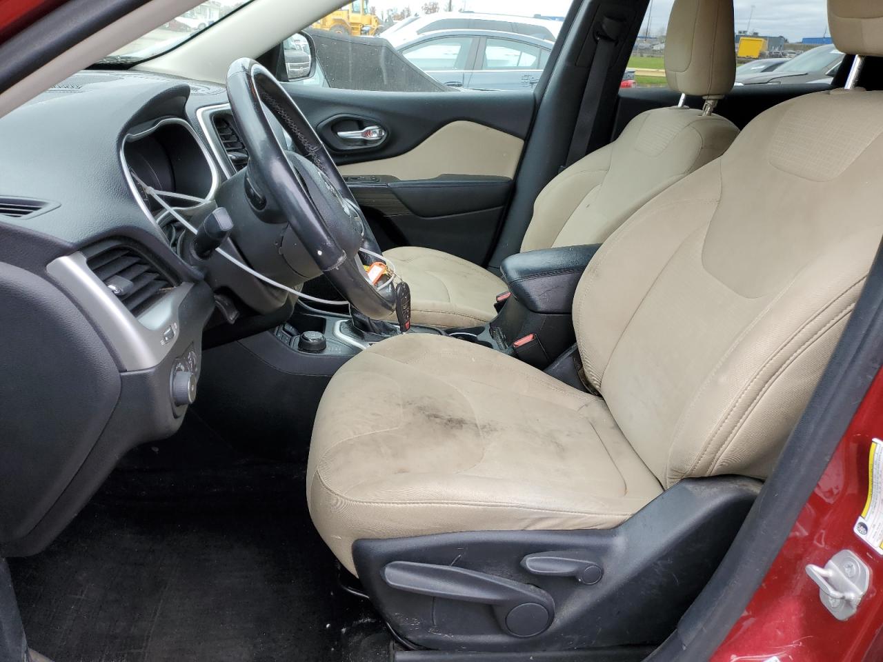 1C4PJMCB1FW505180 2015 Jeep Cherokee Latitude 1C4PJMCB1FW505180 2015 Jeep Cherokee Latitude