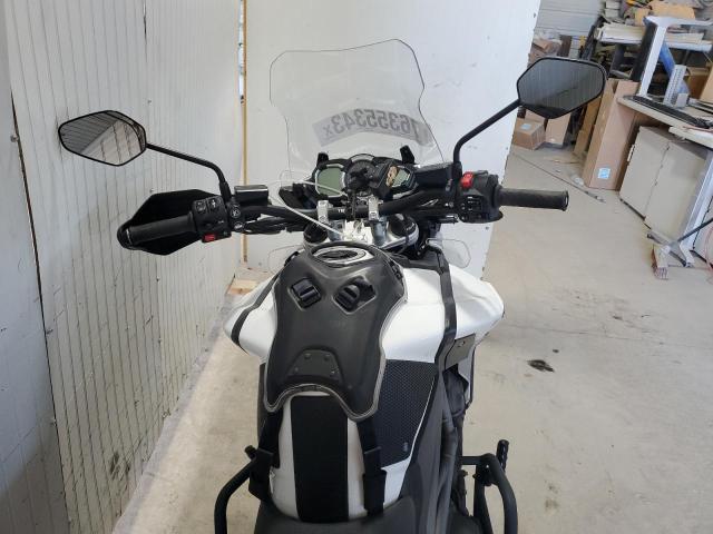 2017 TRIUMPH MOTORCYCLE EXPLORER X - SMTF42XB3HJ781766