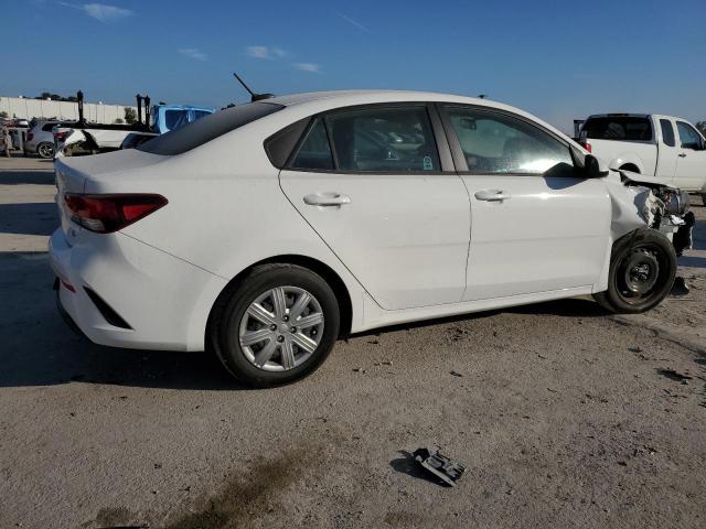 3KPA24AD6ME371734 Kia Rio LX 3