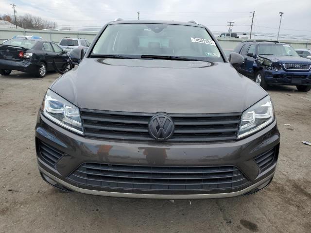 WVGEF9BP7GD009800 | 2016 VOLKSWAGEN TOUAREG SP