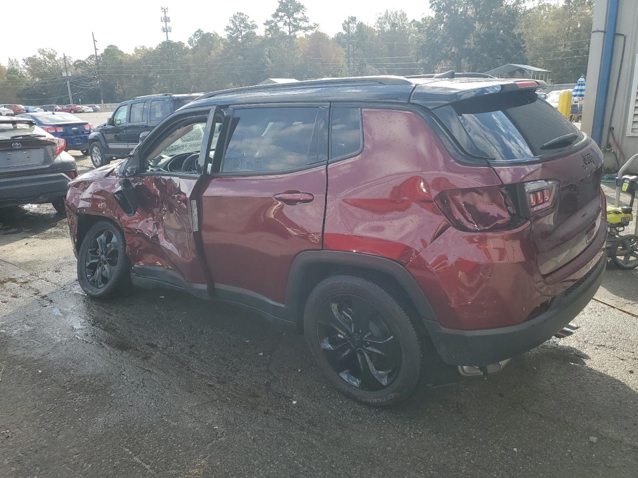 2021 Jeep Compass Latitude vin: 3C4NJCBB9MT604111