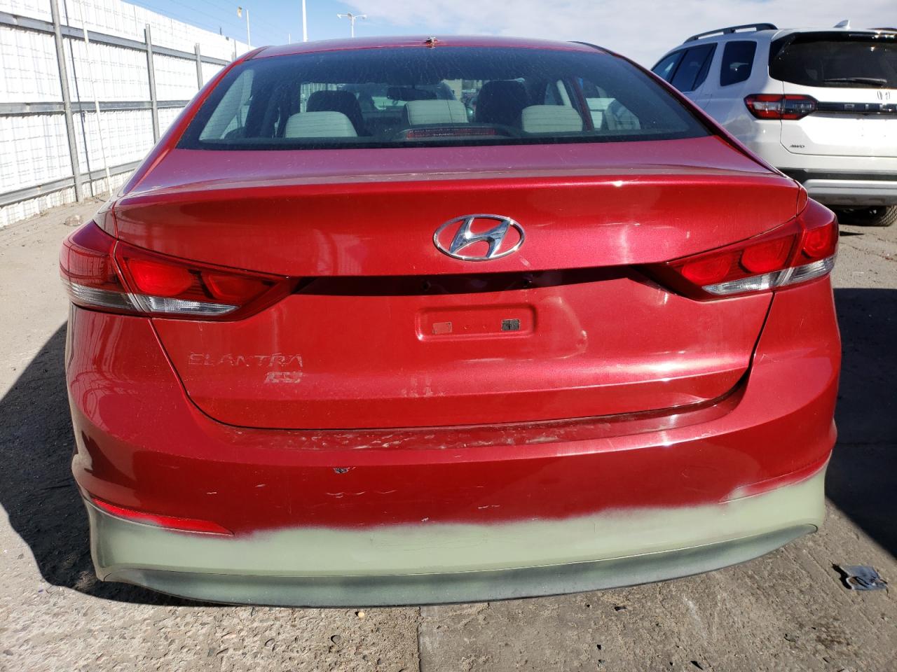 2017 HYUNDAI ELANTRA SE 2.0L  4(VIN: 5NPD74LF1HH187655