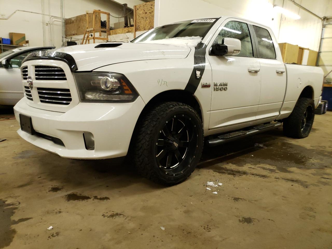 1C6RR7HT7ES373611 2014 Ram 1500 Sport