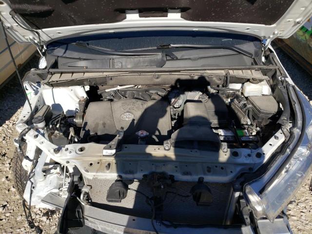 VIN 5TDJZRFHXKS586024 2019 Toyota Highlander, SE no.11