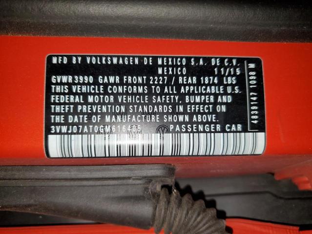 2016 VOLKSWAGEN BEETLE SE - 3VWJ07AT0GM616405