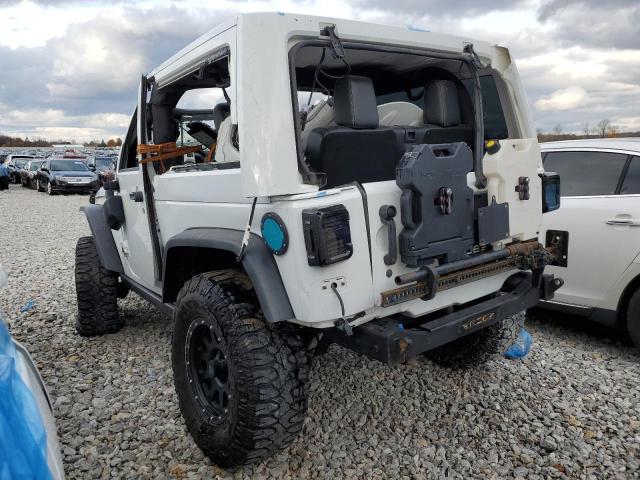 1C4AJWBG7FL637991 Jeep Wrangler Sahara