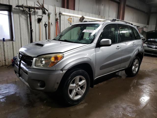 2004 Toyota RAV4 