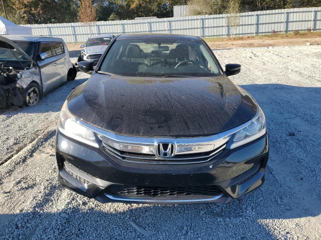 1HGCR2F34HA068583 | 2017 HONDA ACCORD LX