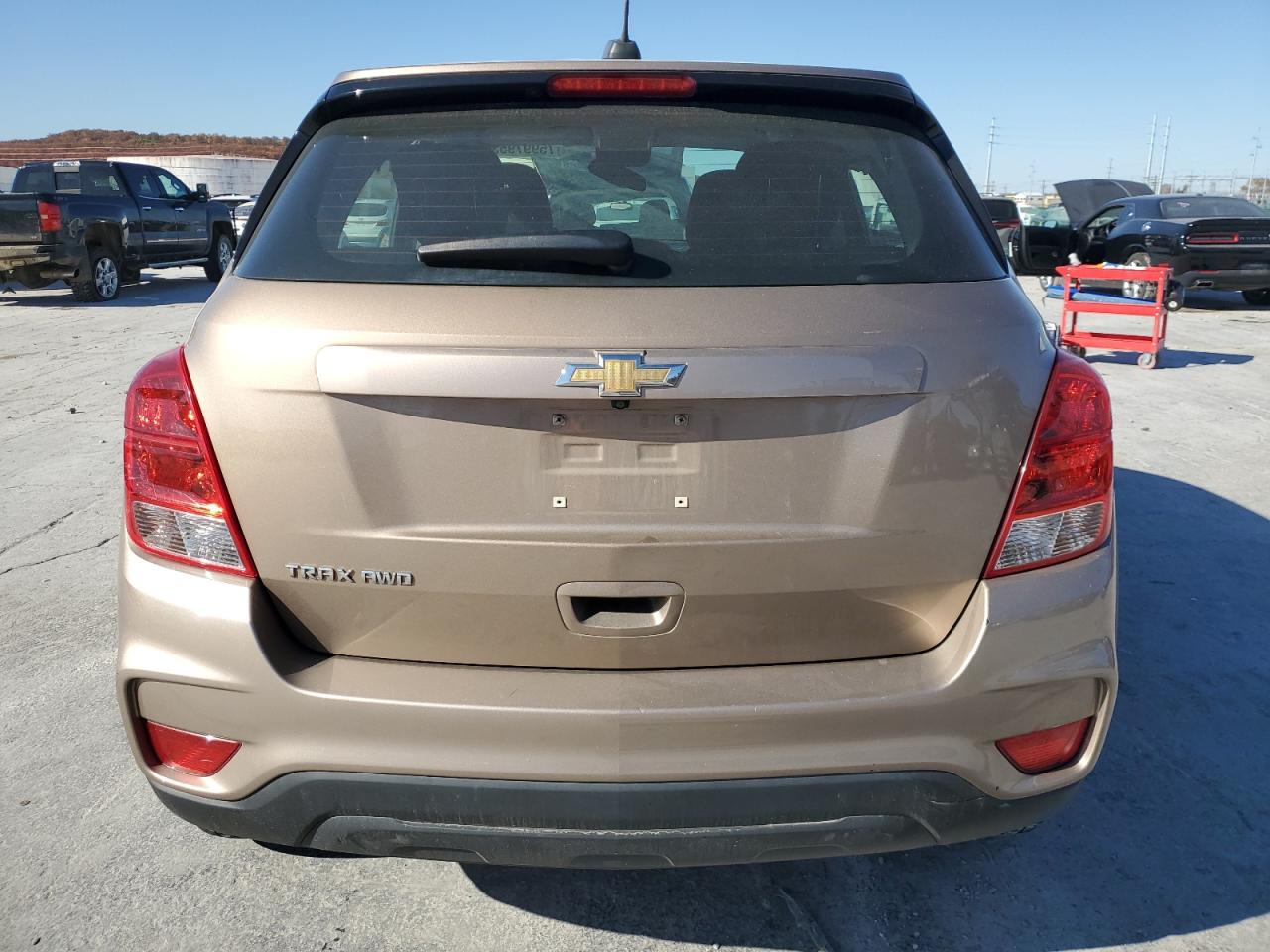 3GNCJNSB1JL199898 2018 Chevrolet Trax Ls