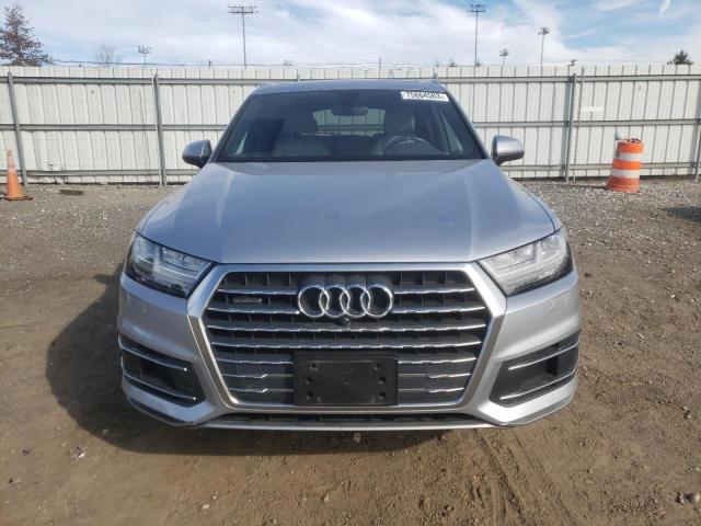 VIN WA1LHAF73KD040949 2019 Audi Q7, Premium Plus no.5