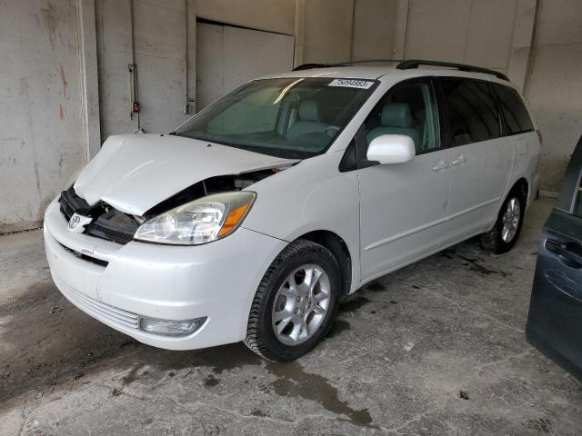 2004 Toyota Sienna XLE