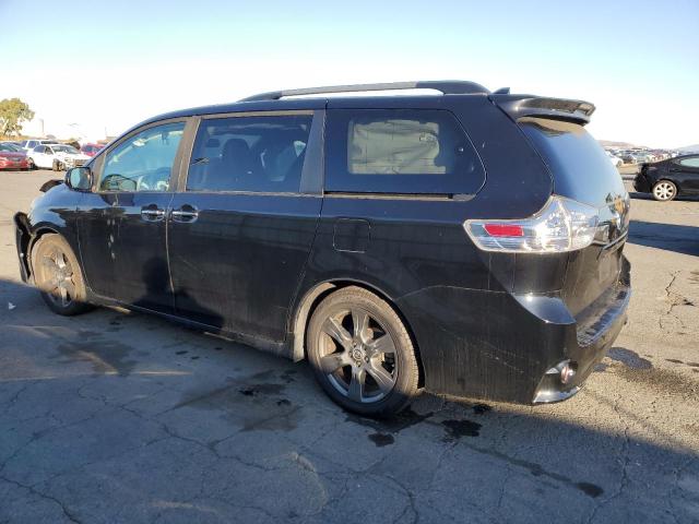 5TDXZ3DCXKS968889 2019 TOYOTA SIENNA, photo no. 2