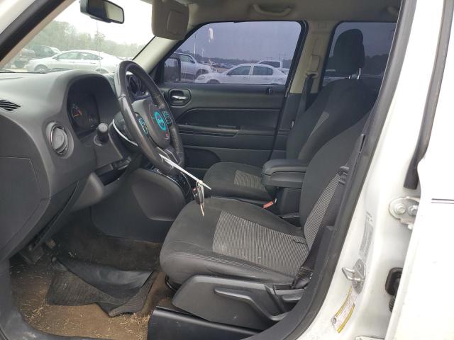 1C4NJRFB7GD613980 Jeep Patriot Latitude