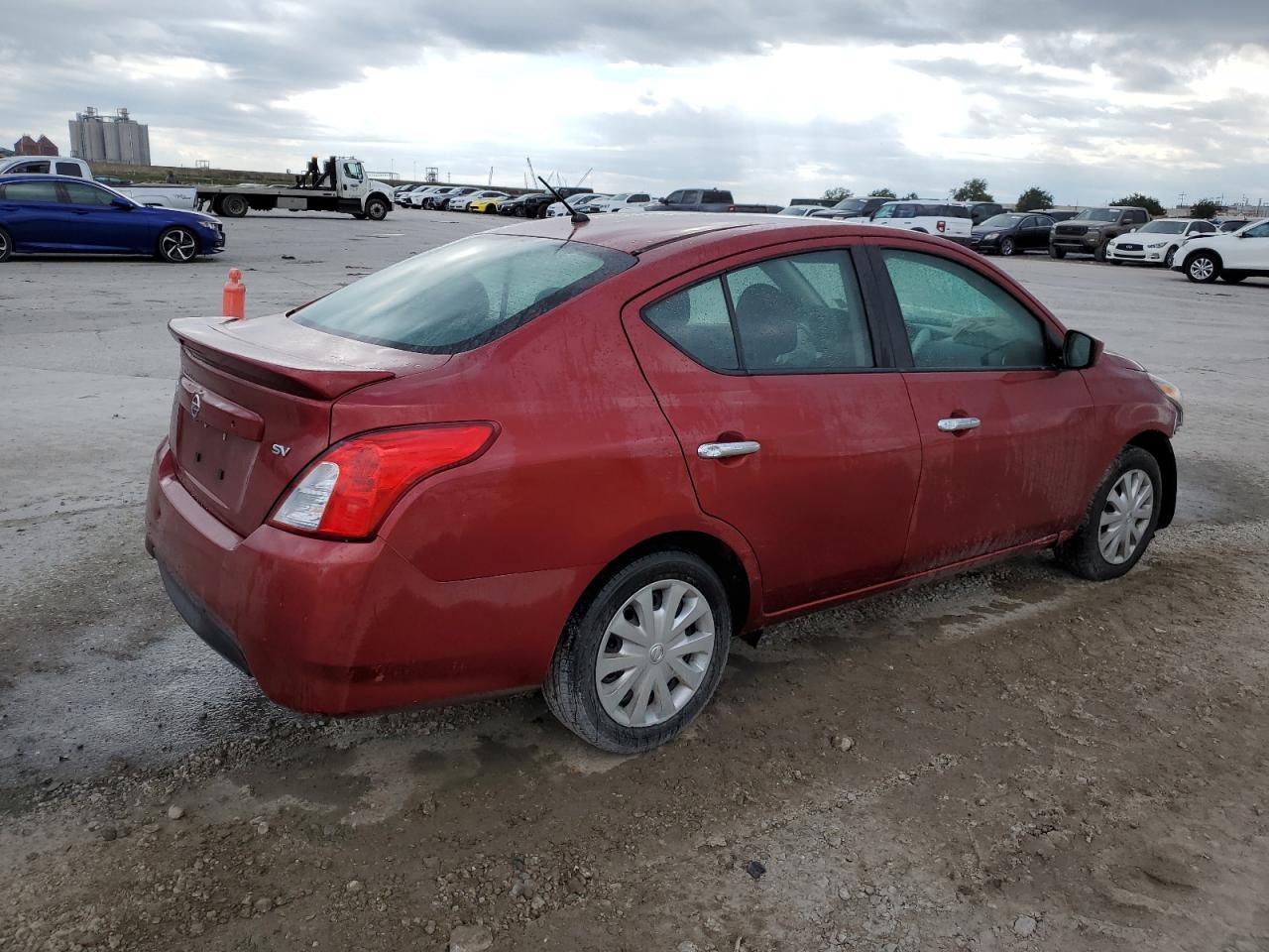 3N1CN7AP2JL878992 2018 Nissan Versa S