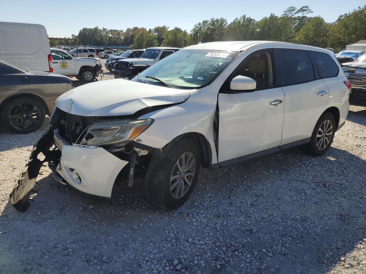 Lot #2193195968 2013 NISSAN PATHFINDER