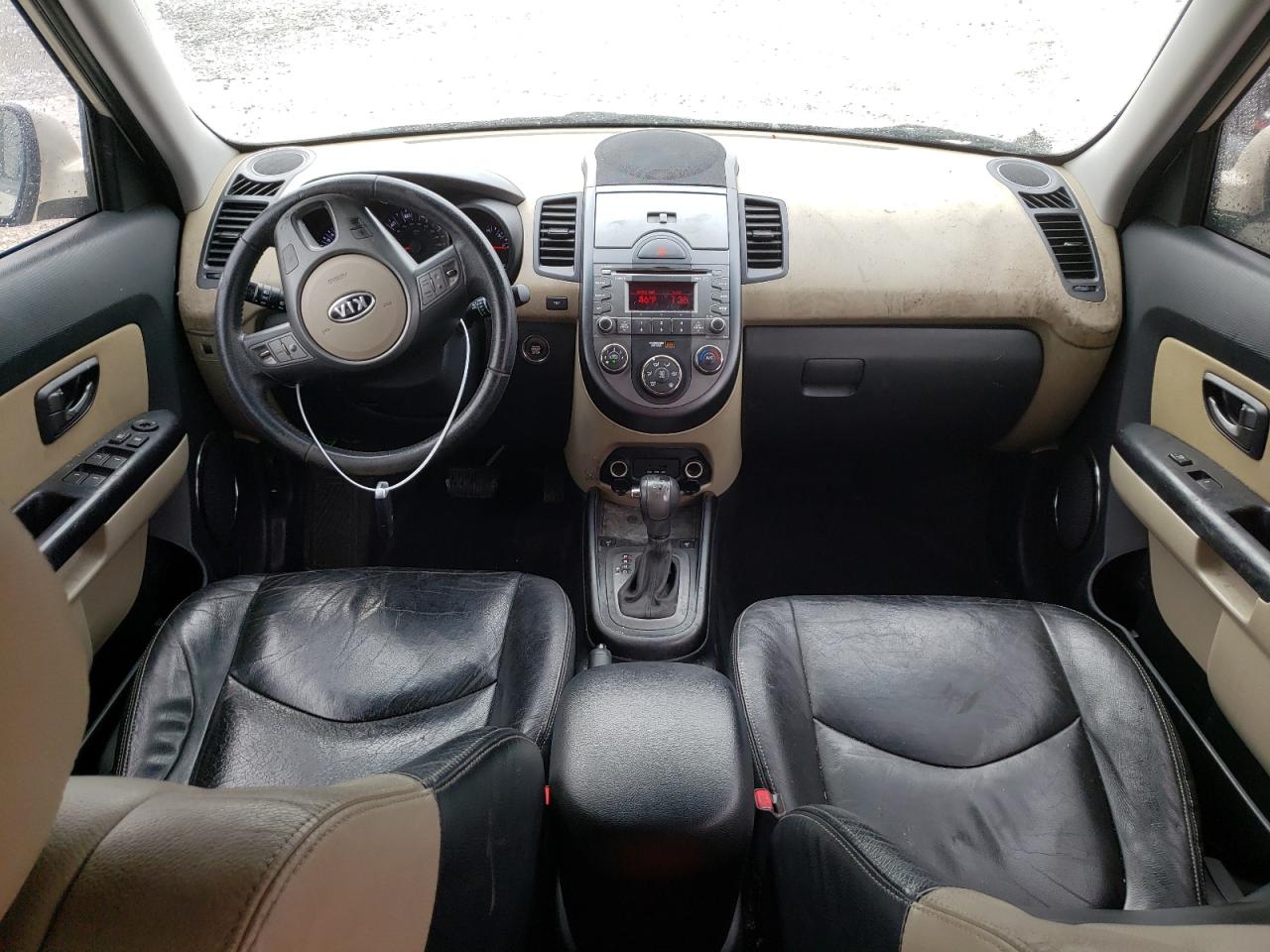 KNDJT2A2XB7334196 2011 Kia Soul +