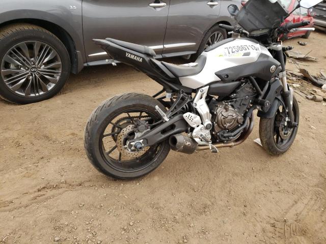 2017 YAMAHA FZ07 JYARM06E1HA011668