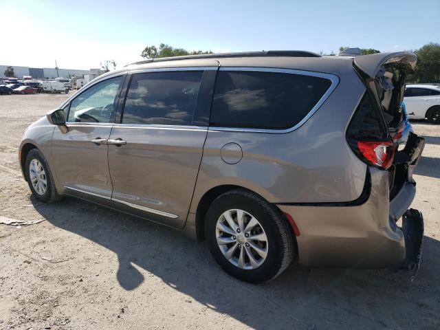 2C4RC1BGXHR634819 2017 CHRYSLER PACIFICA, photo no. 2