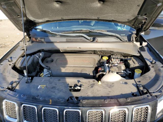 3C4NJDCB2JT280869 Jeep Compass Limited