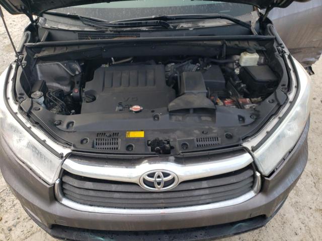 VIN 5TDZKRFH8FS118368 2015 Toyota Highlander, LE no.11