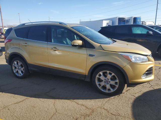 1FMCU0J9XEUC91701 Ford Escape Titanium
