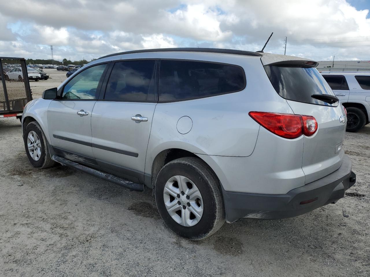 2012 Chevrolet Traverse Ls vin: 1GNKRFED7CJ248538