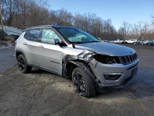 3C4NJDBB2JT316013 | 2018 JEEP COMPASS LA