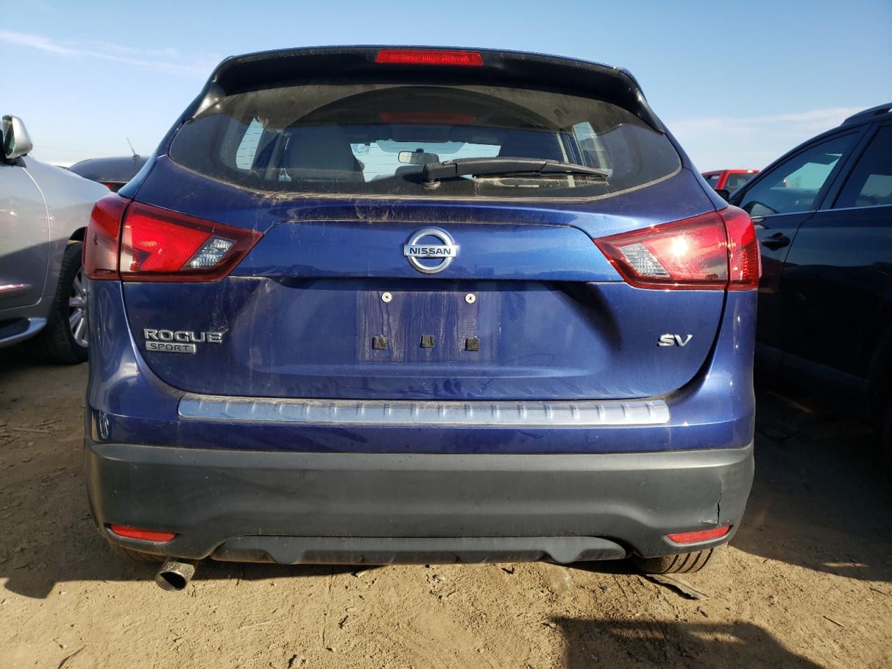 2018 Nissan Rogue Sport S vin: JN1BJ1CP9JW192301