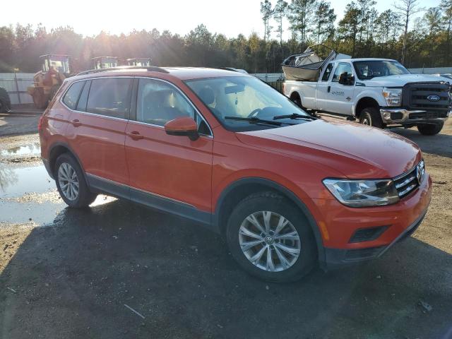 3VV3B7AX0JM091332 | 2018 Volkswagen tiguan se