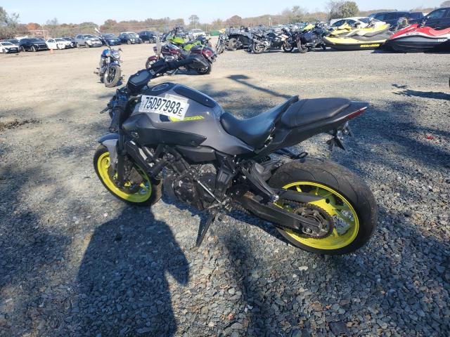 2016 YAMAHA FZ07 JYARM06E2GA010043