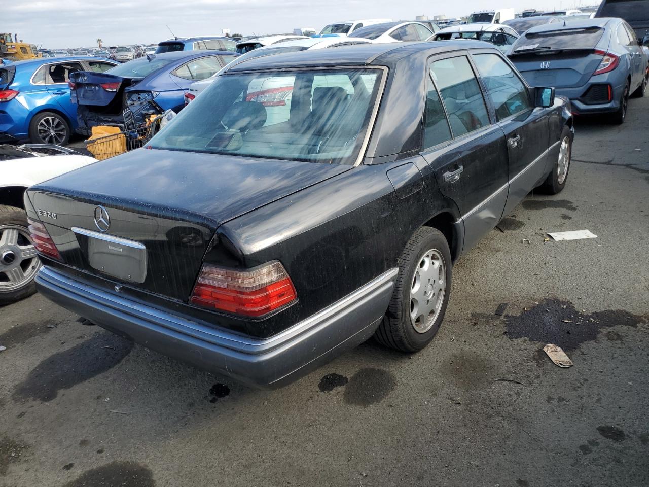 WDBEA32E4RC121024 1994 Mercedes-Benz E 320