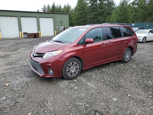 2020 Toyota Sienna XLE