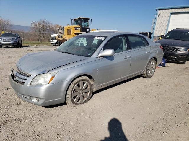 2005 Toyota Avalon XL