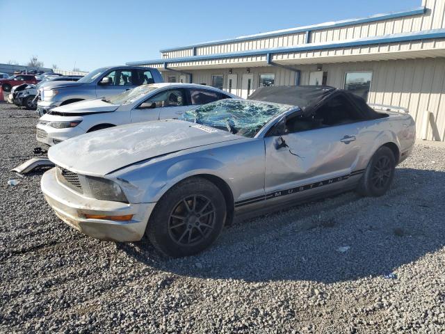 2005 Ford Mustang 