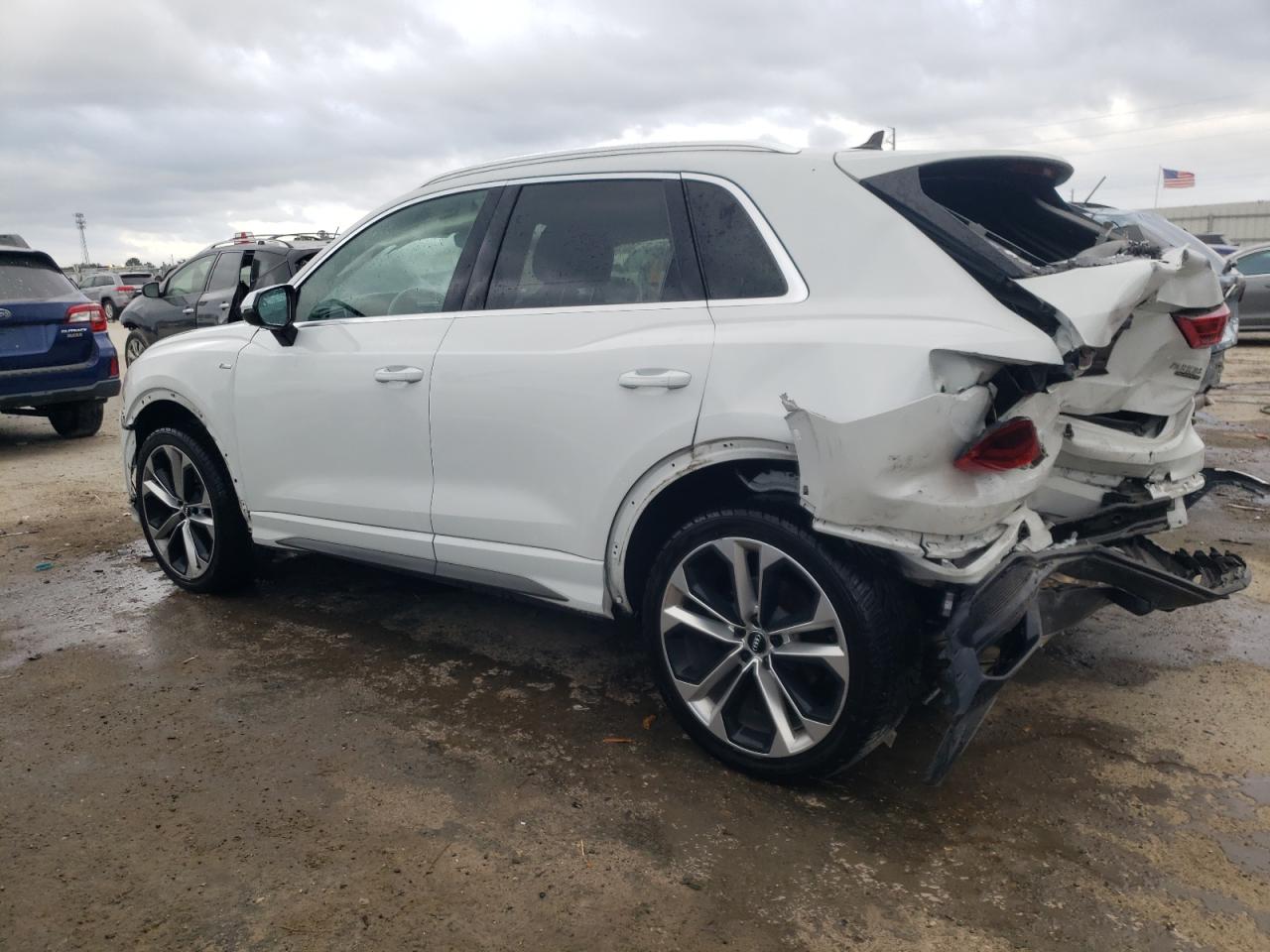 WA1EEDF34L1079908 2020 Audi Q3 Premium Plus S-Line