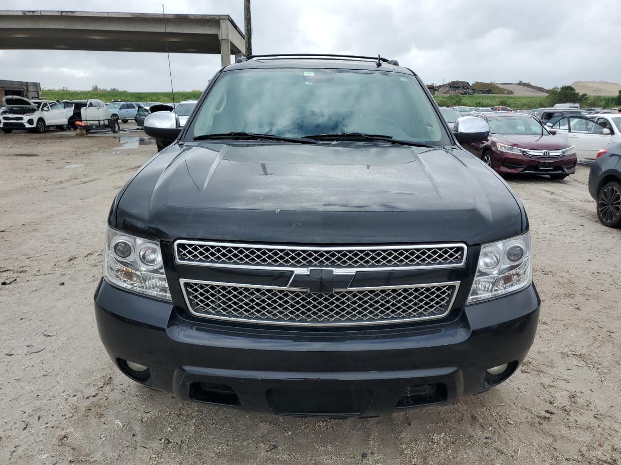 3GNMCFE05BG121584 2011 Chevrolet Avalanche Lt 3GNMCFE05BG121584 2011 Chevrolet Avalanche Lt